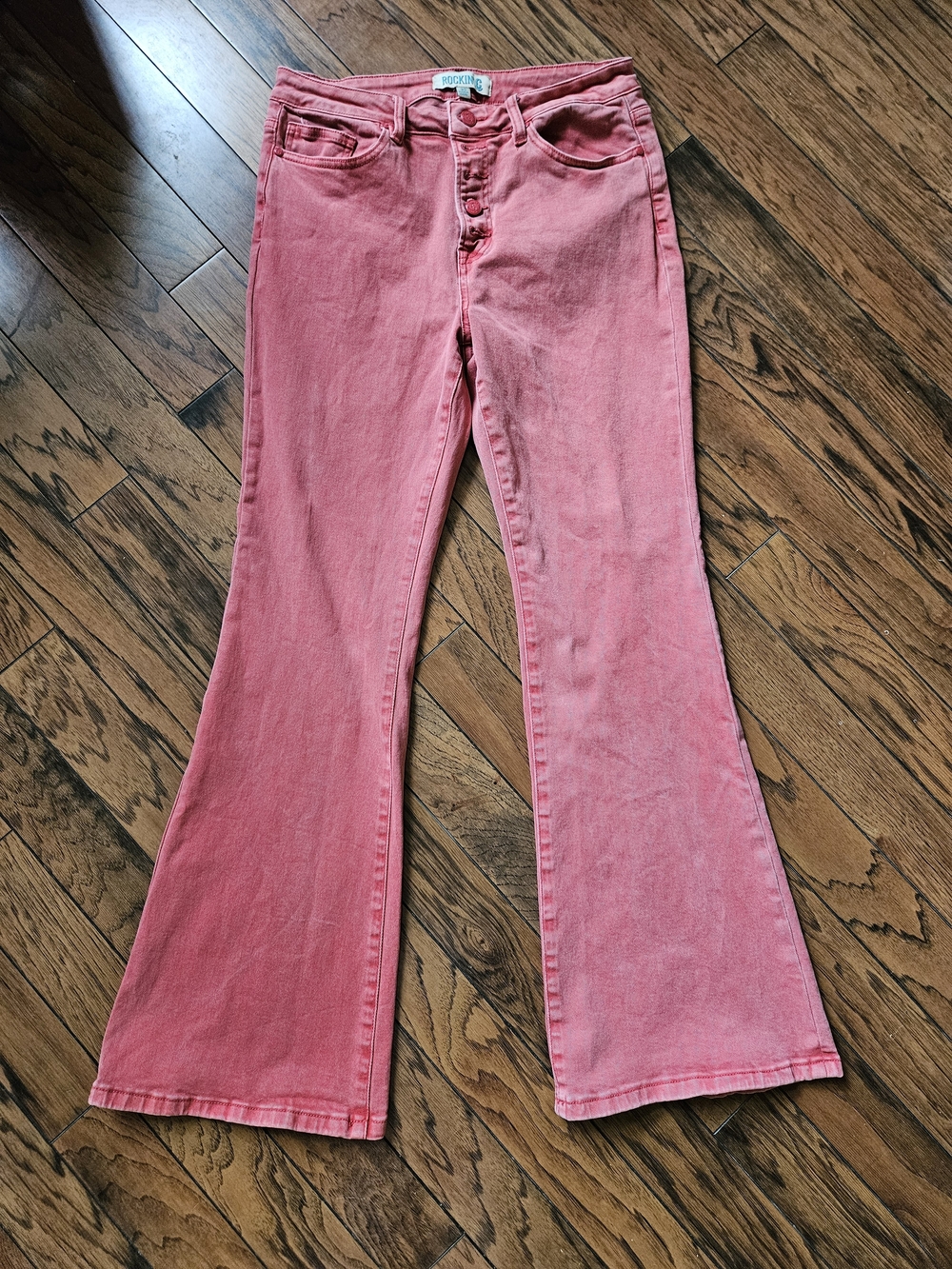 Vintage-Inspired Pink Flare Jeans